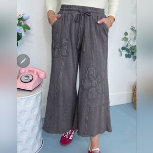 Boutique Gray Floral Patchwork Wide-Leg Pants